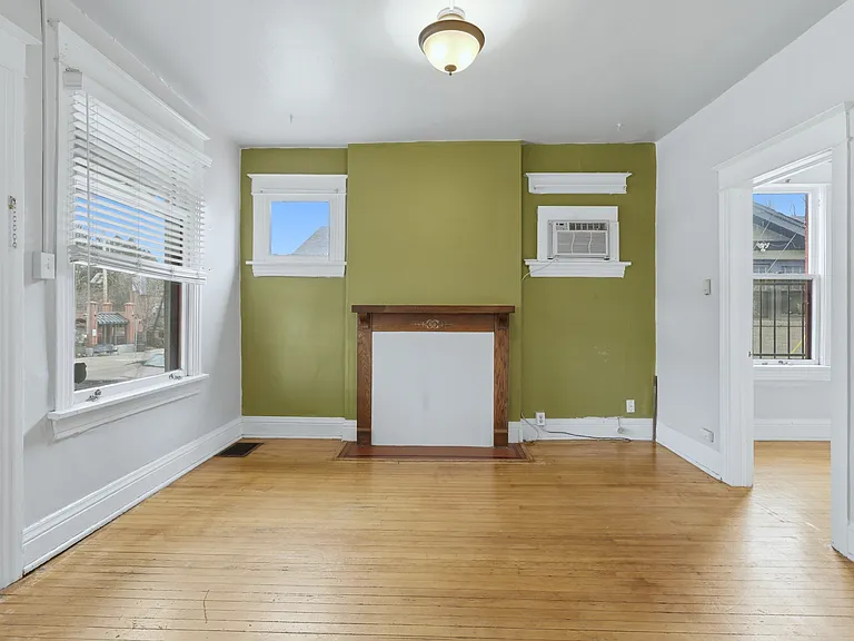 1121 E 6th Ave — Photo 5