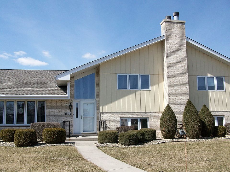 1st image of 18120 John Charles Dr #4