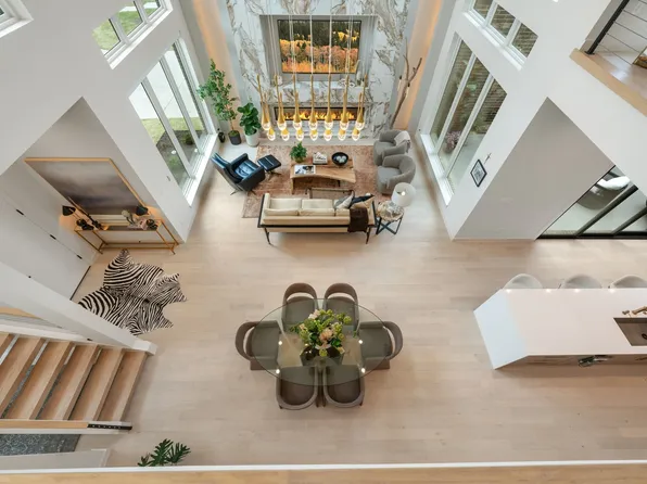 207 Morningside Dr, Roanoke, TX 76262