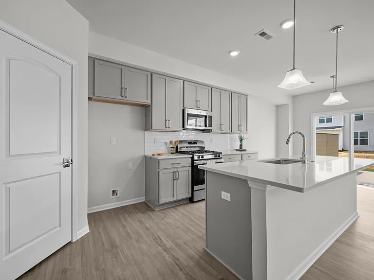 1802 Salt Springs Dr — Photo 3