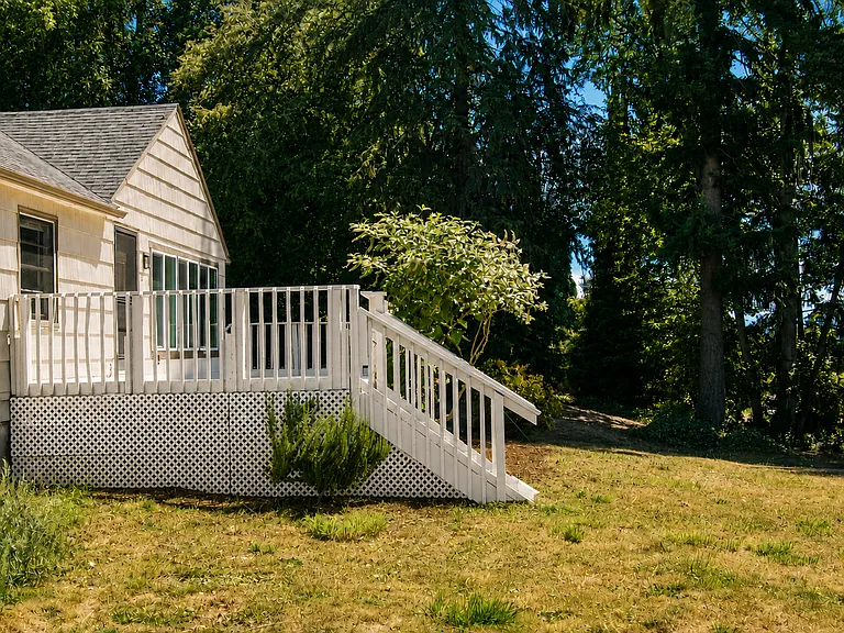 17237 SE Evergreen Hwy — Photo 6