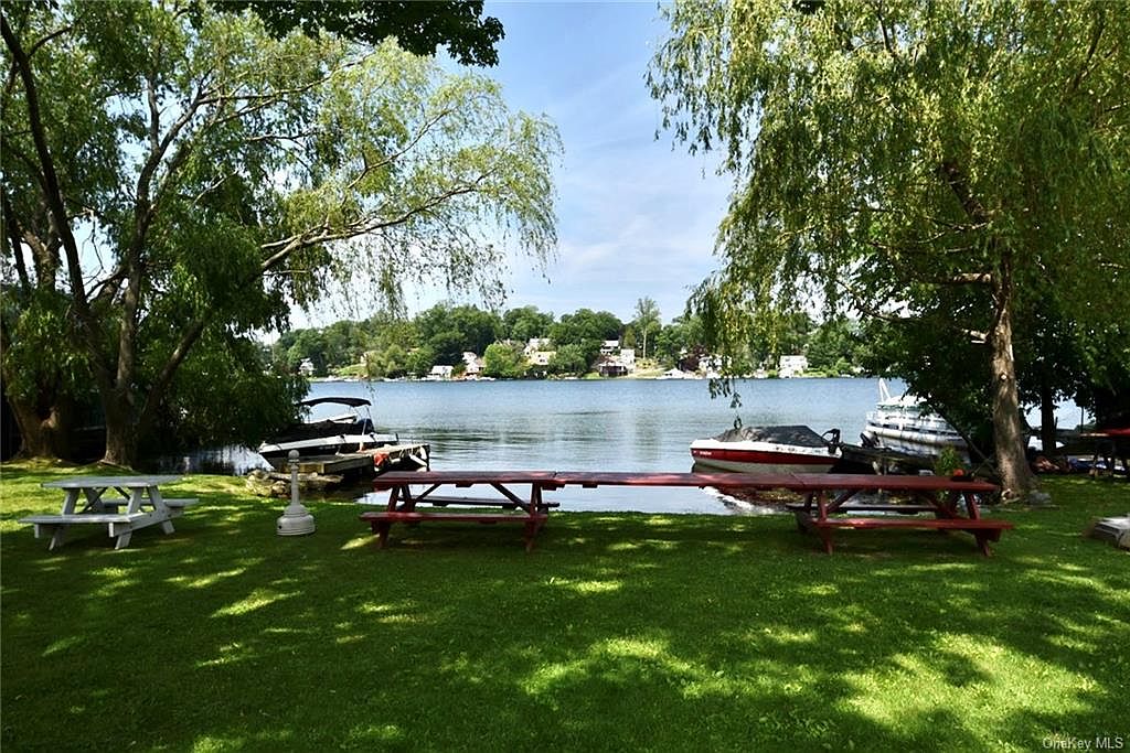 149 E Lake Blvd APT J1, Mahopac, NY 10541 Zillow