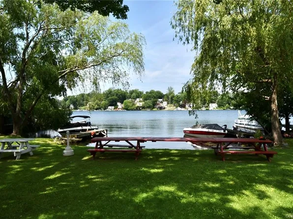 149 E Lake Blvd APT J1, Mahopac, NY 10541