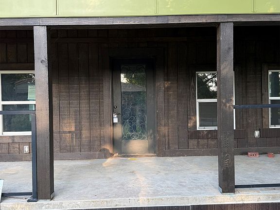 5th image of 416 S 6th St