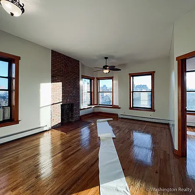 Rented by Washington Realty Corp. | media 1