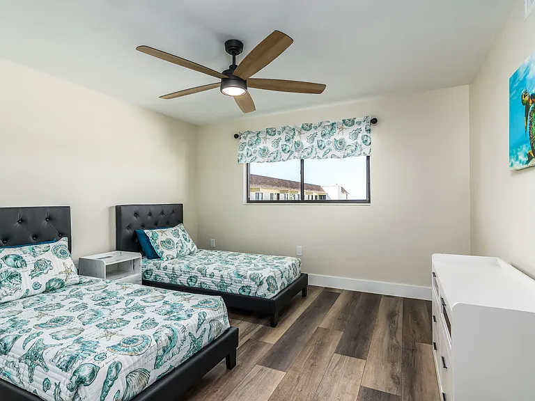 Primary bedroom 2