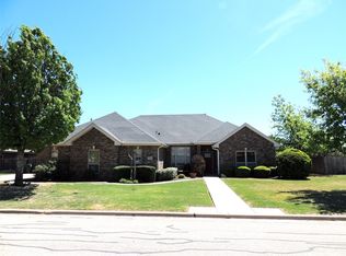 3717 Hill Country Dr, Abilene, TX 79606