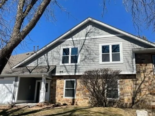 6900 Langford Dr, Edina, MN 55436