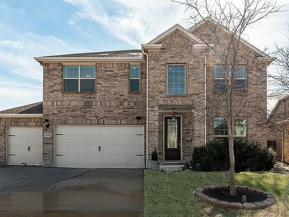 2nd image of 1620 Berry Ridge Trl