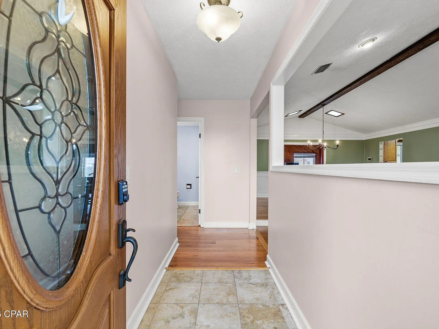 3 bed, 1885 sqft, $2,450 — Photo 4