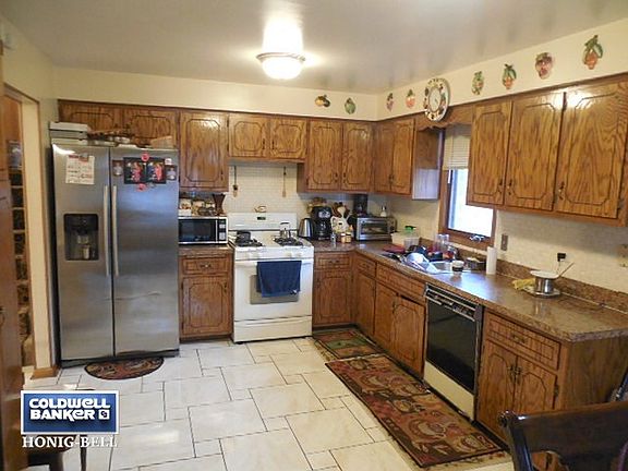 3rd image of 12828 S Blossom Dr