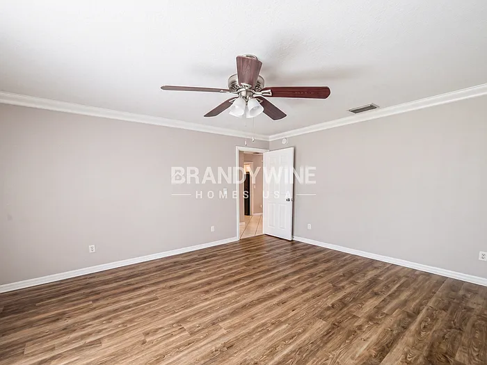 8810 N Orangeview Ave — Photo 11