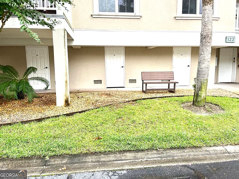 122 Shady Brook Cir #100 — Photo 36