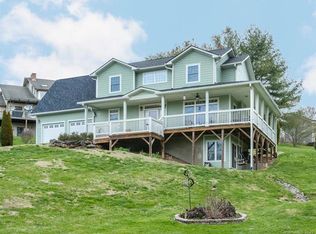 12 Horizon Hills Dr, Weaverville, NC 28787