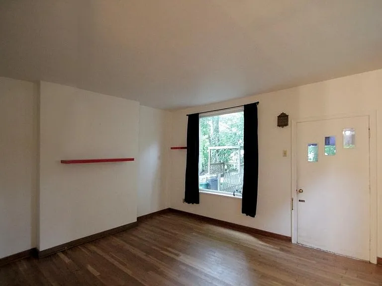 413 Lamar Ave — Photo 10