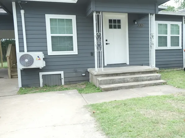 330 Pine Bluff St, Paris, TX 75460
