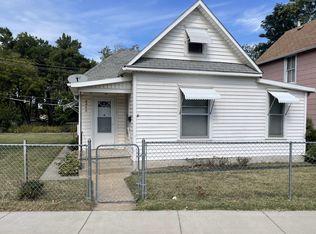 2008 SE 6th Ave, Topeka, KS 66607