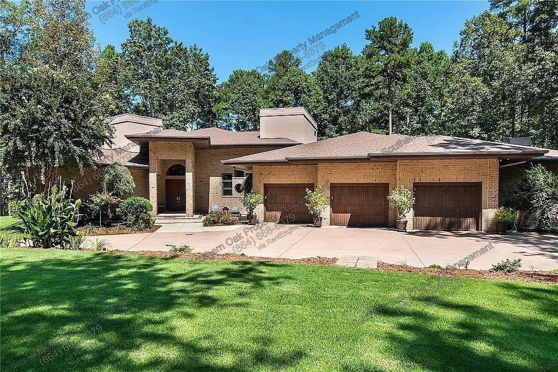 4 bed, 4.0 bath, 5700 sqft, $4,500 — Photo 1
