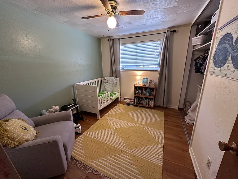 1241 Linden St — Photo 7