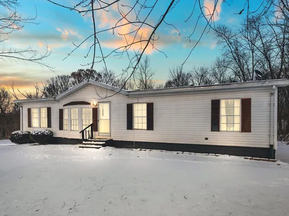 700 N 50th Rd W, Albion, IN 46701