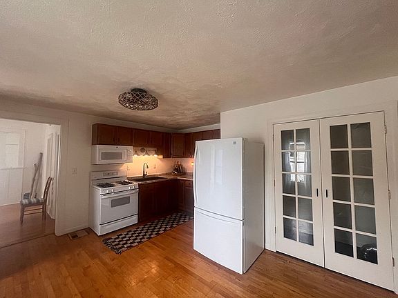 Updated kitchen