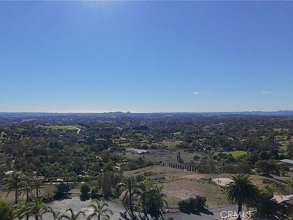 5th image of 1387 Las Vistas Rd