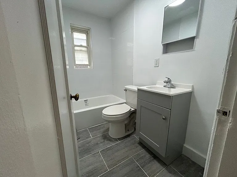 943 Tennessee Ave — Photo 8