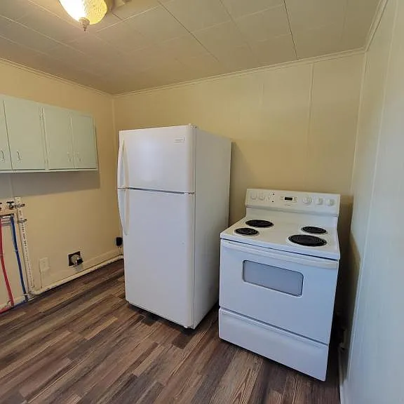 728 S Leeds St — Photo 2