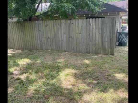 3rd image of 776 Newell St