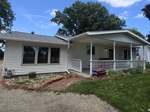 2367 N State Route 8, Yates City, IL 61529