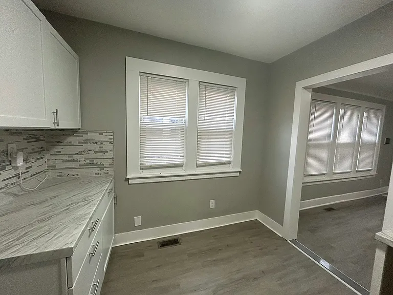 1933 Taylor St #1 — Photo 6