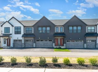 304 Edge Towne Ln, Mechanicsburg, PA 17055