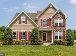 8226 Woods Edge Cir, Milford, DE 19963