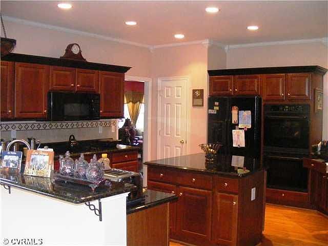2nd image of 22 Old Sellers Way