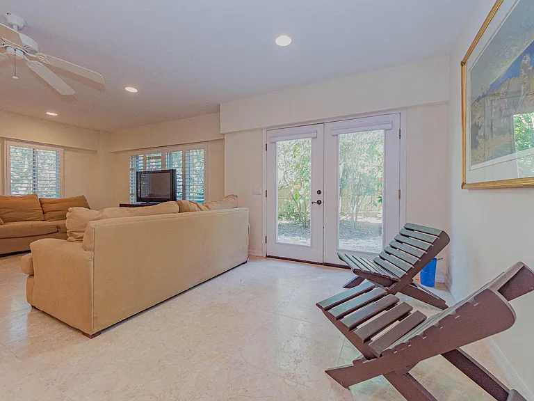 1850 E Sandpiper Rd — Photo 30