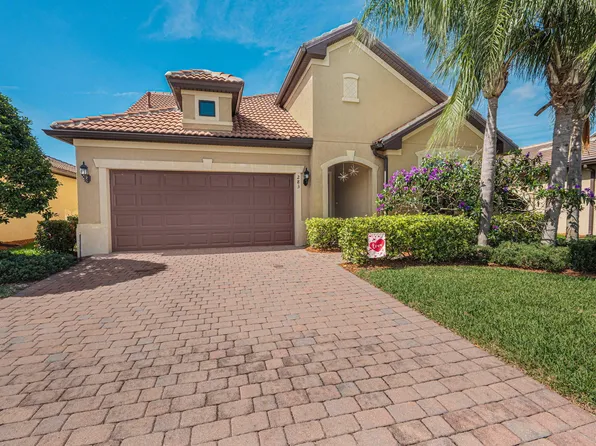 283 SE Courances Drive, Port St Lucie, FL 34984