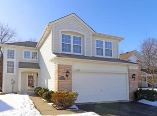 1171 Chesterfield Ln, Grayslake, IL 60030