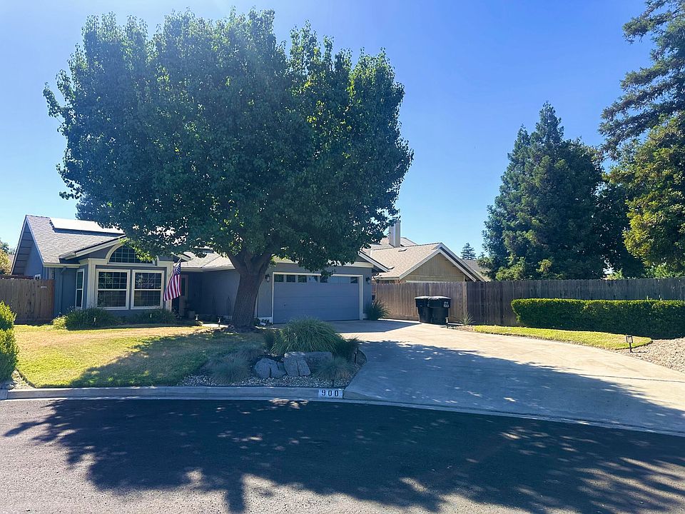 1st image of 900 N Oakwood Court