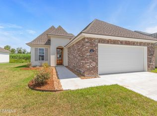 101 Central Village Way, Youngsville, LA 70592