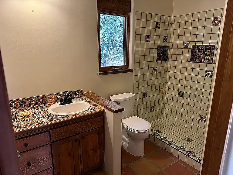 1 bed, 750 sqft, $1,500 — Photo 3