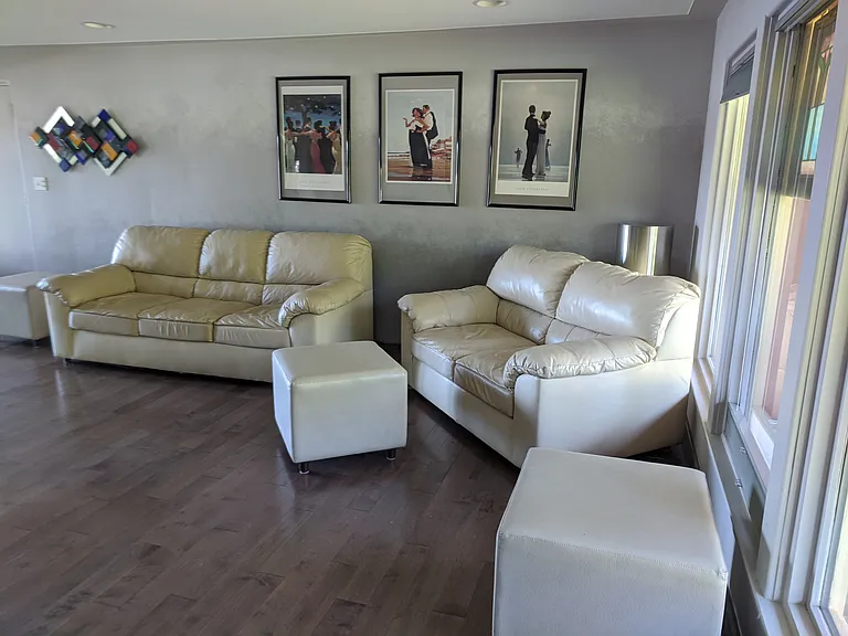 2471 N Lakeview Dr — Photo 12