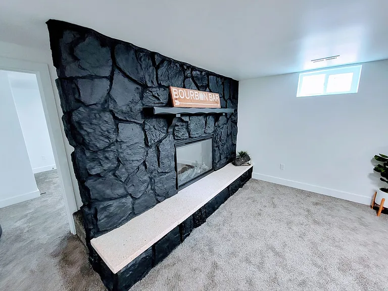 2251 E Lincoln Ln — Photo 42