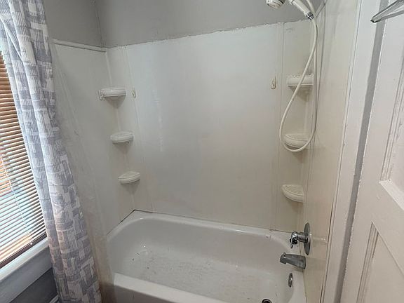 4th image of 333 Virginia Ave