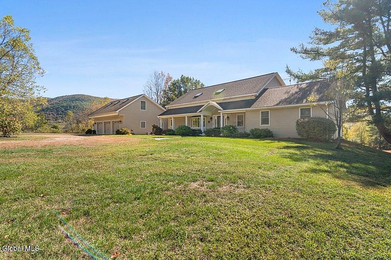3rd image of 262 Binninger Road