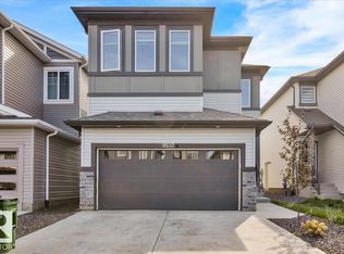 9537 Carson Bnd SW, Edmonton, AB T6W5G7