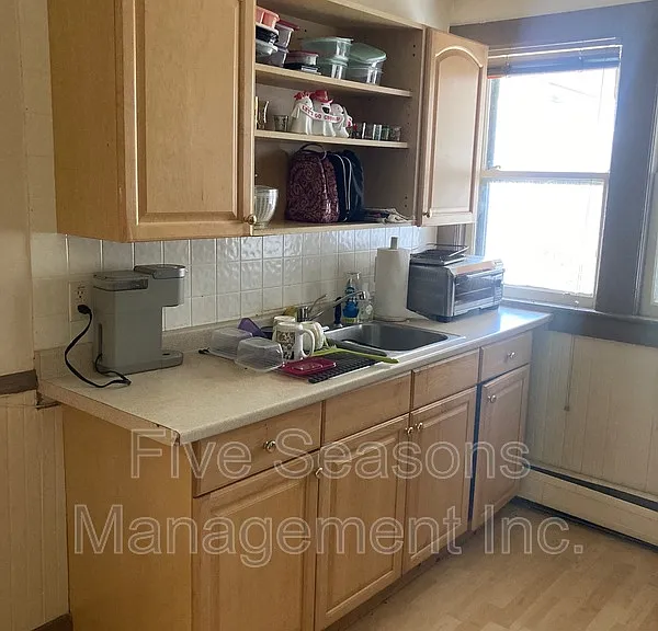 76 N Union St #7 — Photo 12