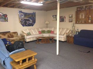 201 S High St, Leslie, MI