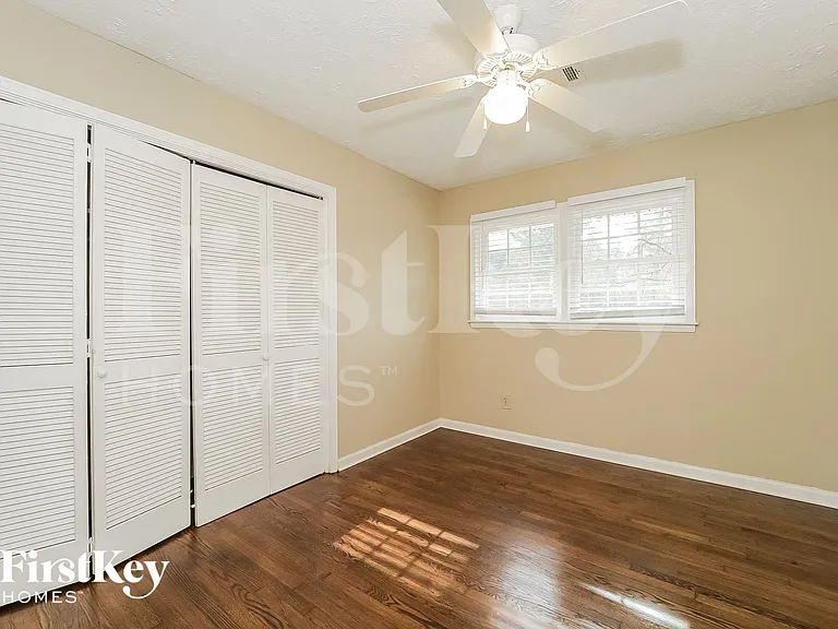 1300 Anderson Mill Rd — Photo 12