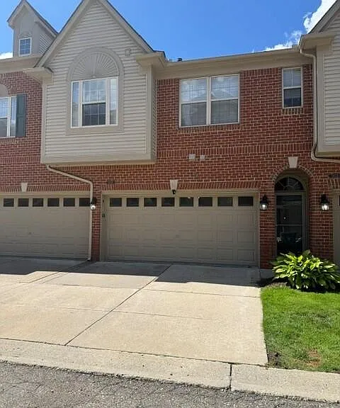 39528 Rockcrest Ln — Photo 1