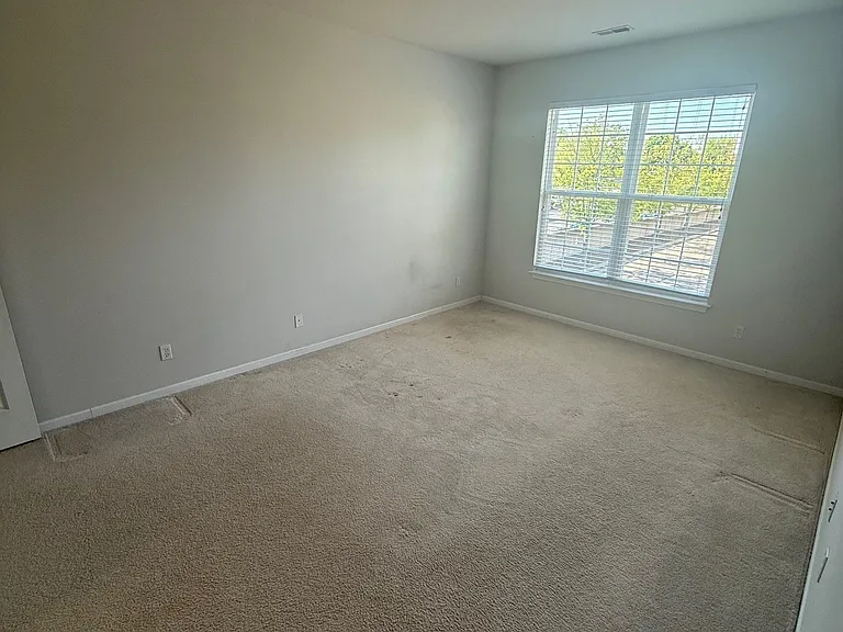 1123 Alameda Blvd #45 — Photo 10